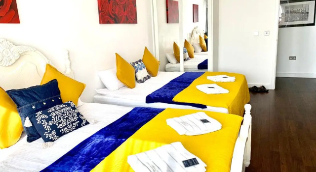 2-Bedrooms Apartment, Lounge, Balcony, Забронировать Апартаменты/квартира Лондон Большой Лондон, рядом с Казино Aspers