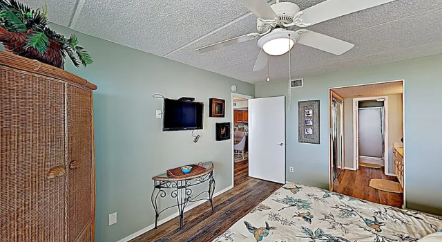New Listing! Contemporary Gulf-view W/ Pools 2 Bedroom Condo, Buchen Sie Ferienwohnung Hotels in Padre Island mit Pool, Schwimmbad