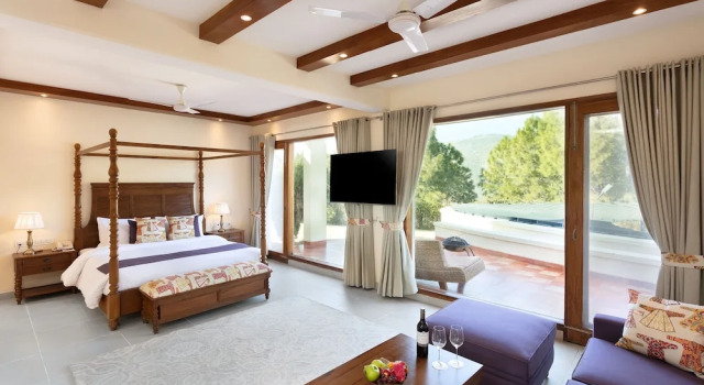 Номер Premium Suryavilas Luxury Resort & Spa