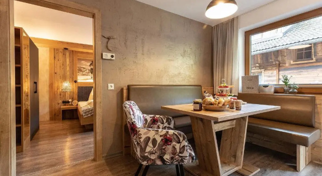 Haus Kreidl, Забронировать Отель Отели Тукс с парковкой, рядом с Канатная дорога Латтенальм №6, Парковка