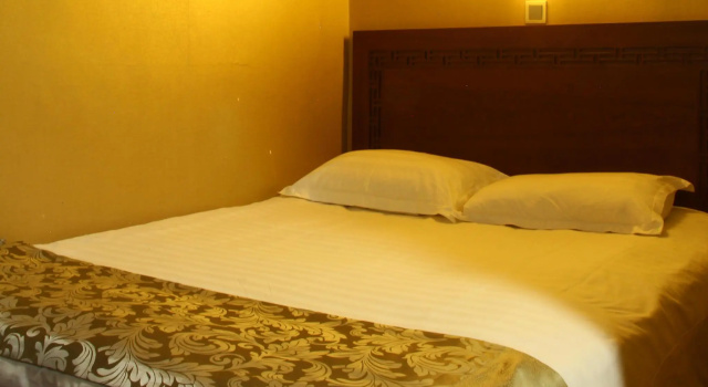 Двухместный номер Deluxe Happy Dragon Courtyard Hotel Beijing Forbidden City Lama Temple