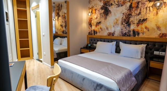 Двухместный номер Deluxe с балконом LORD Hotel