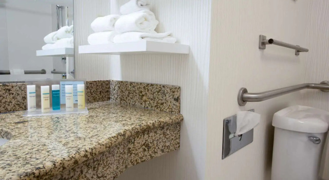 Номер Standard Spark by Hilton St Louis Southwest