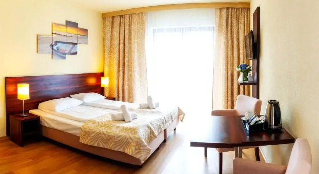 Standard Doppel Zimmer mit Balkon D.N. Center