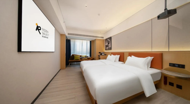 Номер Deluxe Guangzhou Baiyun Airport Rezen Select Hotel