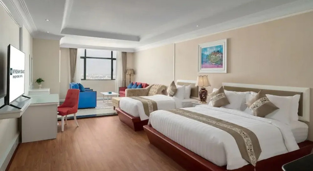 Номер Deluxe Wyndham Grand Phnom Penh Capital