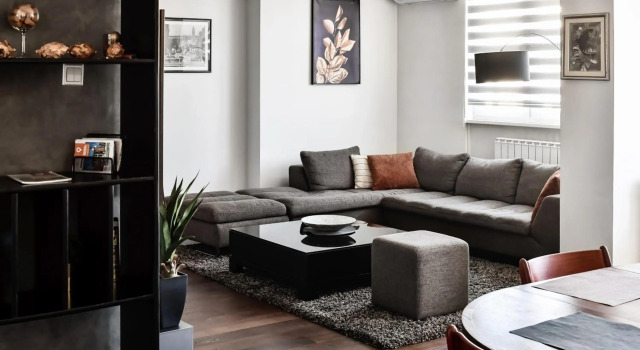 2 bedroom Penthouse in city center, free parking