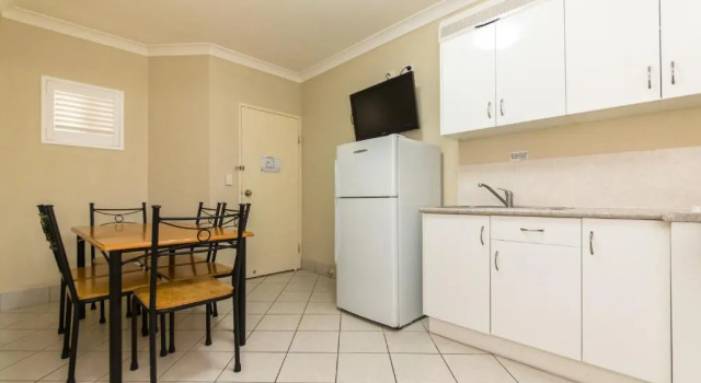 Семейный люкс с 2 комнатами Villa Capri Motel