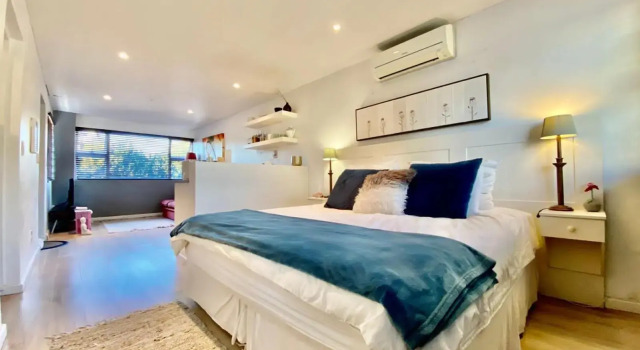 Cape Nelson Guest House