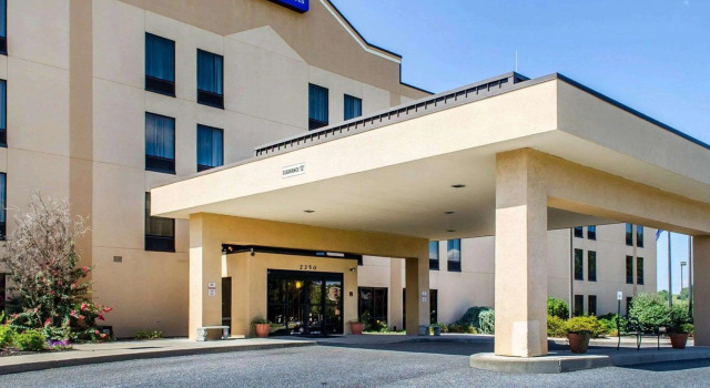 Comfort Inn & Suites, Prenota Hotel York Pennsylvania