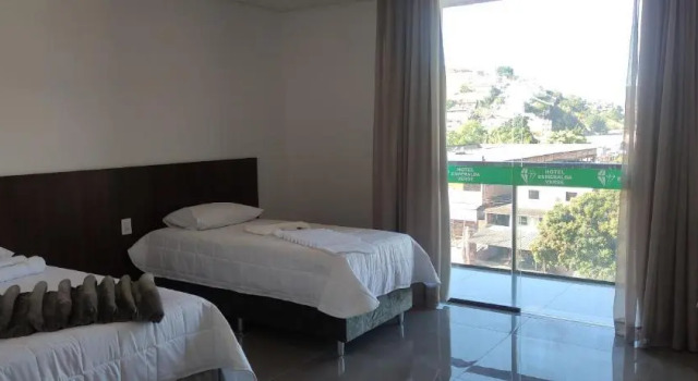 Hotel Esmeralda Verde, Забронировать Отель Теофилу-Отони Минас-Жерайс