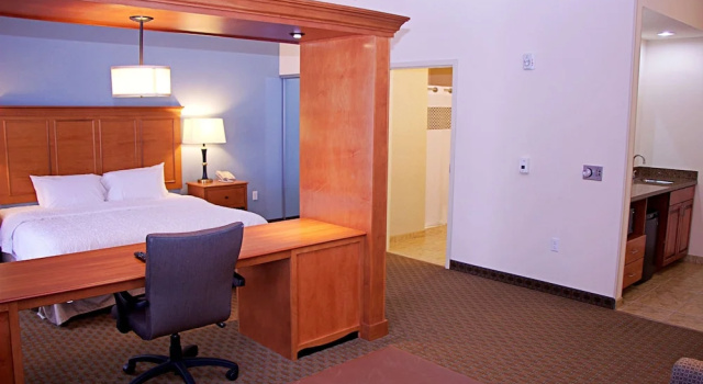 Studio Hampton Inn Sidney