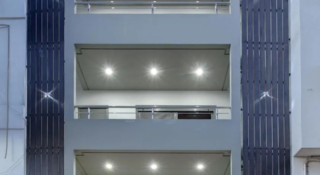 Harbor Suites