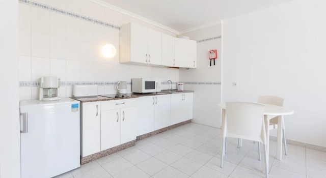 Апартаменты Apartamentos La Peñita