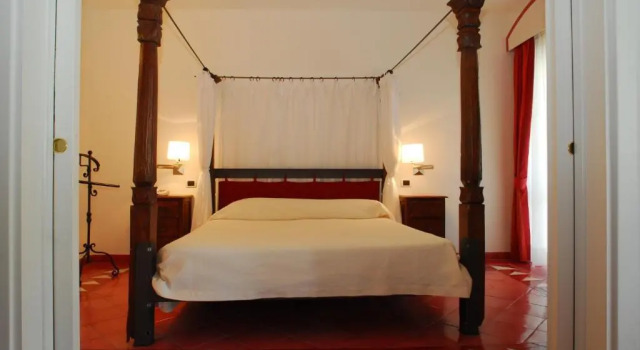 Люкс Grand Hotel Santa Domitilla