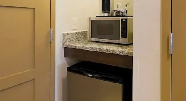 Двухместный номер Classic ClubHouse Hotel and Suites
