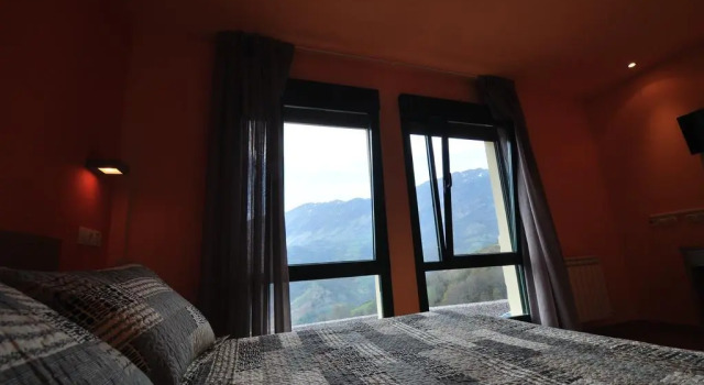 Albergue Mirador del Angliru, Prenota Hotel Hotel a Asturie con parcheggio, Parcheggio
