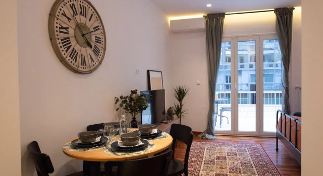 Апартаменты c 1 комнатой с балконом Phaedrus Living: City Luxury Flat Mavromichali