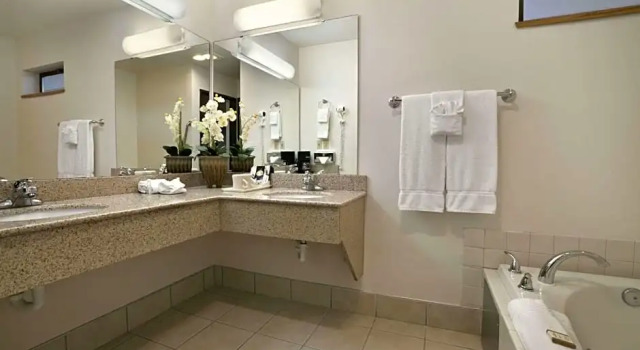 Двухместный люкс Baymont by Wyndham Seattle/Kirkland WA