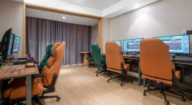 Кровать в общем номере Jinnang Idea E-Sports Hotel (Hengyang Yintai Hongcheng)