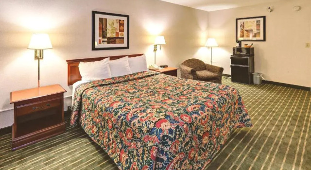 Номер Standard Roseville Inn