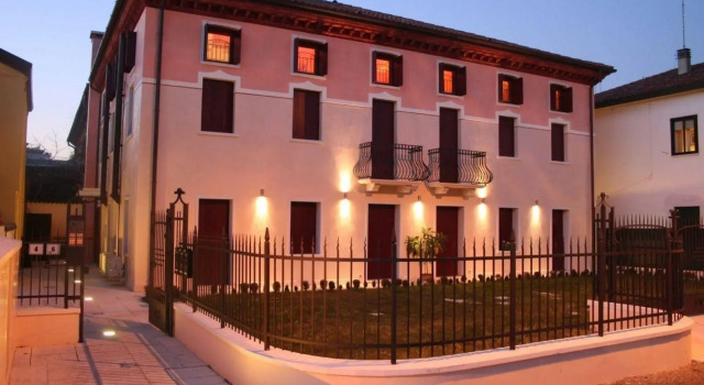 Villa Giotto Luxury Suite & Apartments, Забронировать Апартаменты/квартира Местре Венето, рядом с Театр Тониоло