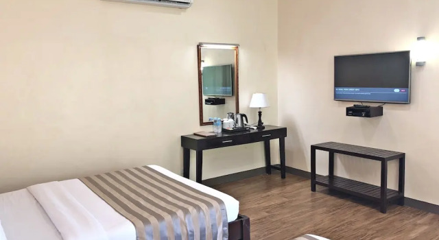 Люкс Sea Garden Resort Iloilo
