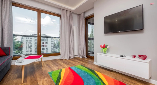 Warsaw Spire Classy Apartment