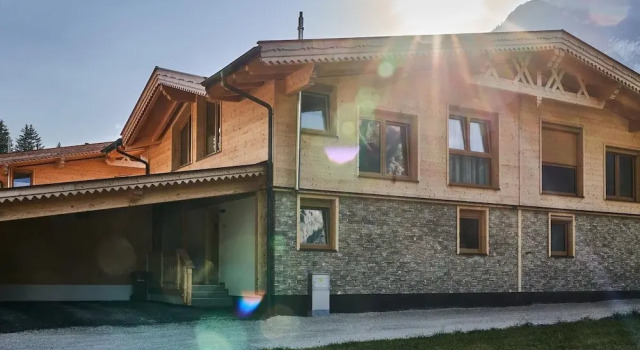 Apartment In Leutasch with garden, Prenota Appartamento Hotel a Tirolo con parcheggio, Parcheggio