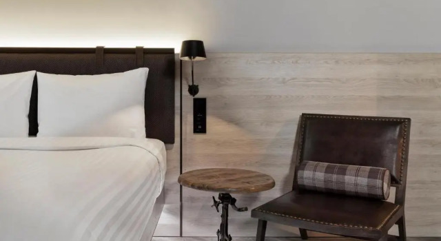 Двухместный семейный люкс Moxy Lille City