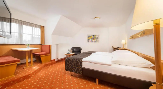 Hotel Garni Gästehaus am Mühlbach, Rezervasyon Otel Ottobeuren Allgäu