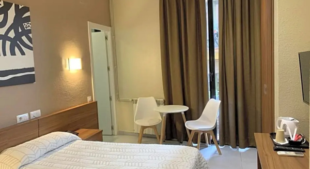 Двухместный номер Standard с балконом Hotel Aneto