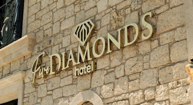Five Diamonds Hotel