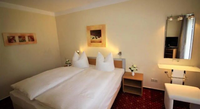 Апартаменты Parkhotel Klüschenberg
