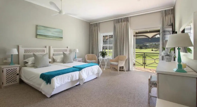 19th Hole Guest Lodge - Golfers paradise, Забронировать Гостевой дом Гостевые дома Херманус, рядом с Hermanus Golf Club, Гостевой дом