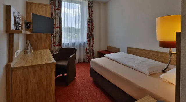 Standard- Enkelt værelse med udsigt over gårdspladsen City Partner Hotel Lenz
