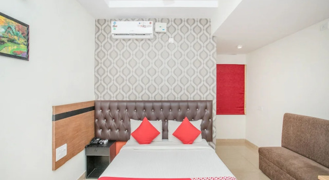 Двухместный номер Standard OYO 7846 Hotel The Prince Gardenia