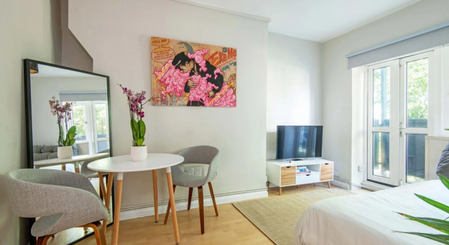 One Bedroom Apartment, Varaa Huoneisto Asunnot kohteessa Merseyside, Huoneisto
