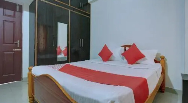 Sri Sai Suites By OYO Rooms, Varaa Hotelli Hotellit Bangalore aamiaisella, Aamiainen