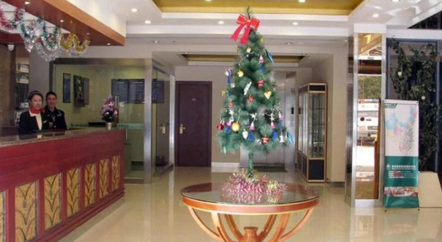 GreenTree Inn Nanjing Pukou District Qiaolin Express Hotel, Prenota Hotel Hotel a Jiangsu con parcheggio, Parcheggio
