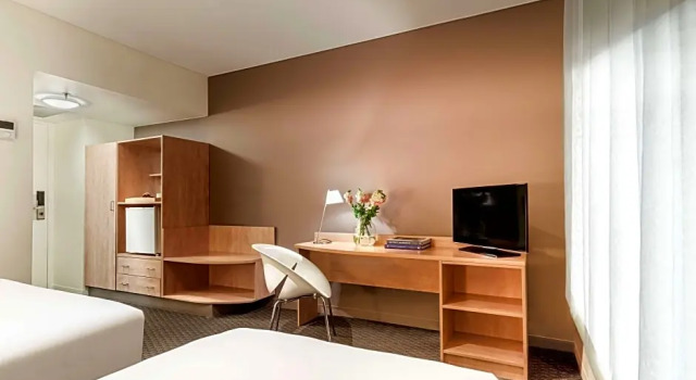 Standard triple chambre ibis Melbourne Hotel and Apartments