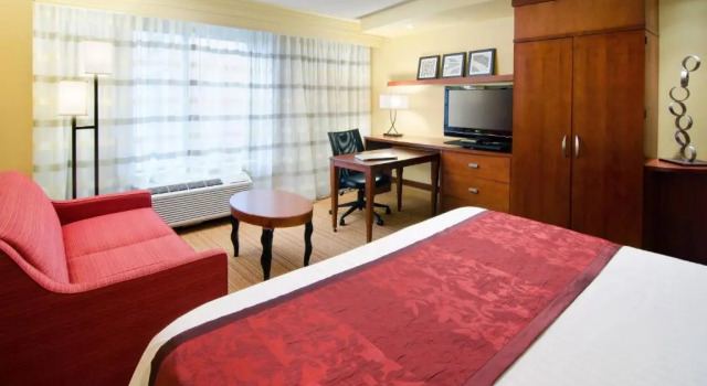 Номер Standard Courtyard by Marriott Birmingham Downtown at UAB