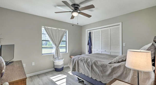 Palm Harbor Home w/ Pool & Golf Course Views!, 预订 酒店 帕姆港 Pinellas County