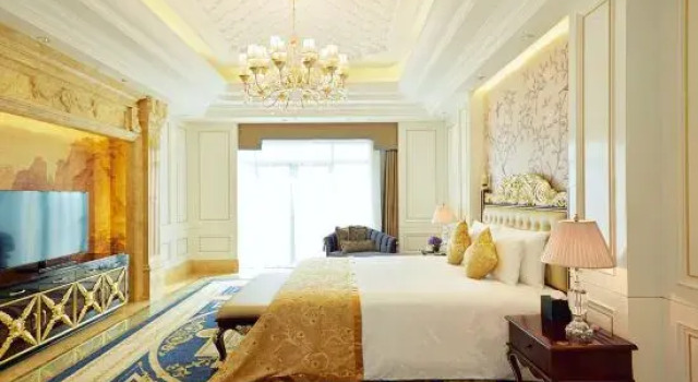 Люкс Presidential Hubei Culture and Tourism Honglian Lake Hotel