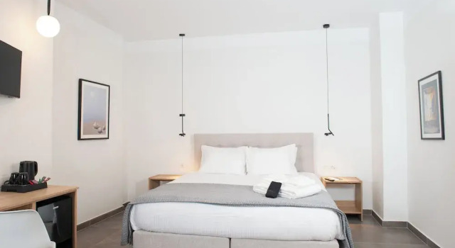 Двухместный номер Deluxe с балконом Evia Hotel