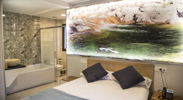 El Capricho de Arguis, Book Hotel Hotels in Aragon with Parking, Parking