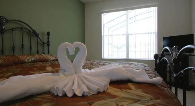 5 Bed 4720, Rezerwuj Dom wakacyjny Hotele w Kissimmee z basenem, Basen