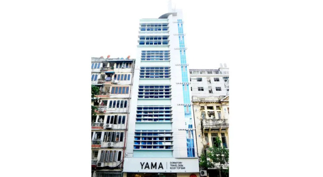 Yama Hotel & Rooftop Bar