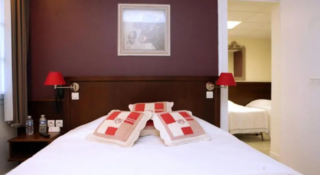 Полулюкс Logis Hôtel Les Nymphéas