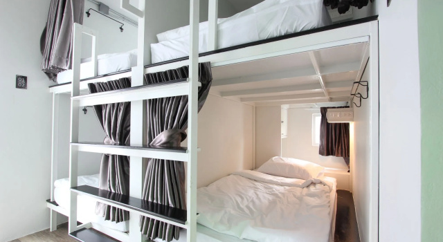 Diff Hostel